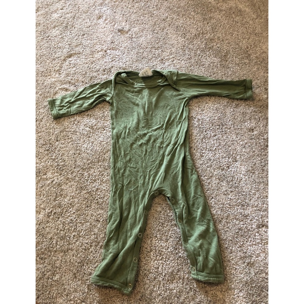 Spearmintlove bamboo footless sleeper with snap closures 3-6 months